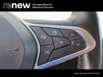 Photo 19 du bon plan RENAULT Captur 1.6 E-Tech Plug-in 160ch Initiale Paris occasion à 18900 €