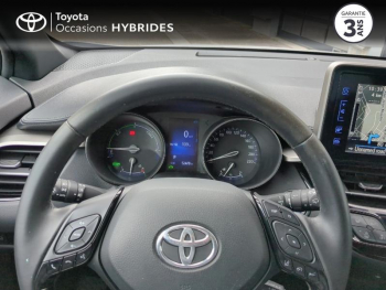 Photo 13 du bon plan TOYOTA C-HR 122h Design 2WD E-CVT RC18 occasion à 20990 €