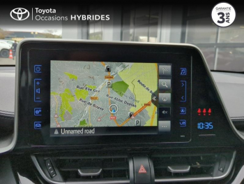 Photo 15 du bon plan TOYOTA C-HR 122h Design 2WD E-CVT RC18 occasion à 20990 €