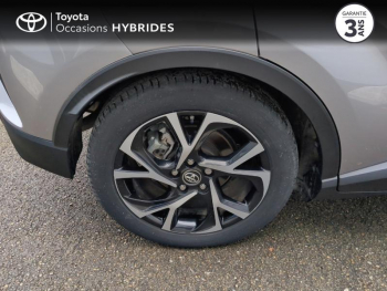 Photo 16 du bon plan TOYOTA C-HR 122h Design 2WD E-CVT RC18 occasion à 20990 €