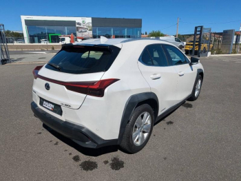 Photo 7 du bon plan LEXUS UX 250h 2WD Pack occasion à 21885 €