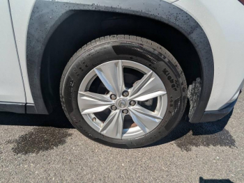 Photo 9 du bon plan LEXUS UX 250h 2WD Pack occasion à 21885 €