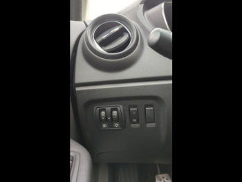 Photo 21 du bon plan RENAULT Captur 1.2 TCe 120ch energy Intens occasion à 10490 €