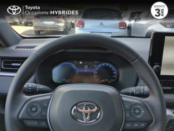 Photo 13 du bon plan TOYOTA RAV4 2.5 Hybride Rechargeable 306ch Design AWD-i MY23 occasion à 39990 €