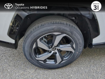 Photo 16 du bon plan TOYOTA RAV4 2.5 Hybride Rechargeable 306ch Design AWD-i MY23 occasion à 39990 €