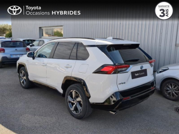Photo 18 du bon plan TOYOTA RAV4 2.5 Hybride Rechargeable 306ch Design AWD-i MY23 occasion à 39990 €