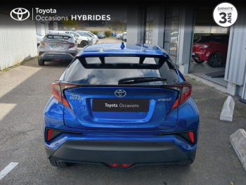 Photo 4 du bon plan TOYOTA C-HR 122h Edition 2WD E-CVT RC18 occasion à 19990 €