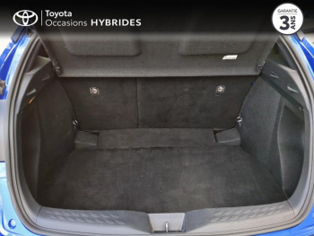 Photo 10 du bon plan TOYOTA C-HR 122h Edition 2WD E-CVT RC18 occasion à 19990 €