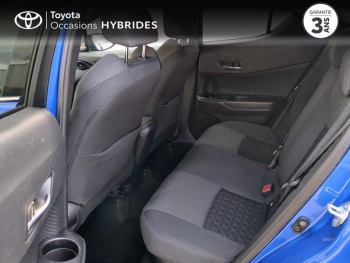 Photo 12 du bon plan TOYOTA C-HR 122h Edition 2WD E-CVT RC18 occasion à 19990 €