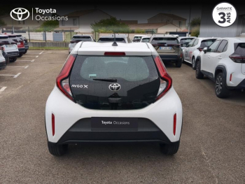 Photo 4 du bon plan TOYOTA Aygo X 1.0 VVT-i 72ch Dynamic S-CVT occasion à 16990 €