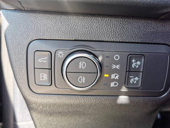 Photo 21 du bon plan FORD Kuga 2.5 Duratec 225ch PHEV Vignale BVA occasion à 34990 €