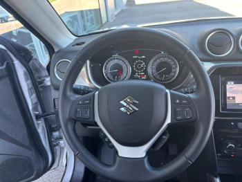 Photo 15 du bon plan SUZUKI Vitara 1.4 Boosterjet Hybrid 129ch Style occasion à 21990 €