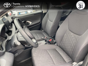 Photo 11 du bon plan TOYOTA Yaris 120 VVT-i Dynamic Business 5p MC24 occasion à 17990 €