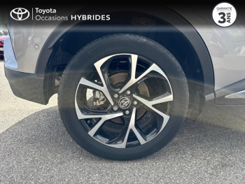 Photo 16 du bon plan TOYOTA C-HR 122h Distinctive 2WD E-CVT MY20 occasion à 23990 €