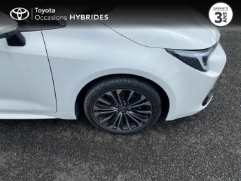 Photo 16 du bon plan TOYOTA Corolla 1.8 140ch Design MY24 occasion à 26990 €