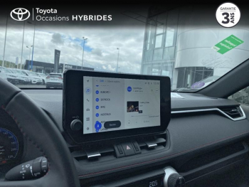 Photo 15 du bon plan TOYOTA RAV4 2.5 Hybride Rechargeable 306ch Design AWD-i MY24 occasion à 41990 €