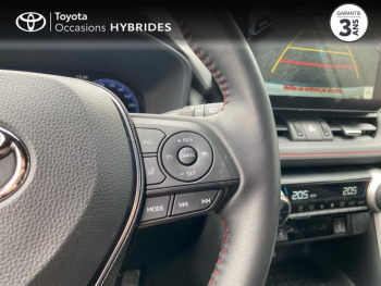 Photo 18 du bon plan TOYOTA RAV4 2.5 Hybride Rechargeable 306ch Design AWD-i MY24 occasion à 41990 €