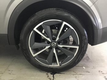 Photo 9 du bon plan NISSAN Qashqai 1.3 Mild Hybrid 158ch Tekna Xtronic occasion à 28490 €