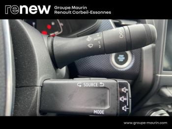 Photo 20 du bon plan RENAULT Arkana 1.6 E-Tech 145ch Business occasion à 22990 €