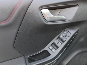 Photo 9 du bon plan FORD Puma 1.0 EcoBoost 125ch S&S mHEV ST-Line X Powershift occasion à 24901 €