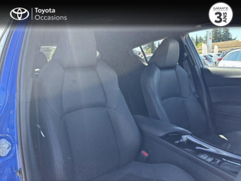 Photo 6 du bon plan TOYOTA C-HR 122h Graphic 2WD E-CVT RC18 occasion à 18990 €