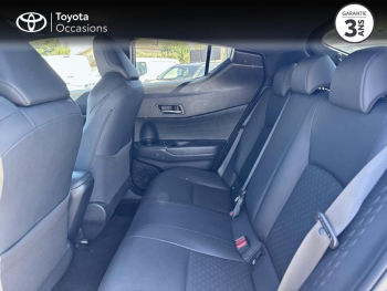 Photo 12 du bon plan TOYOTA C-HR 122h Graphic 2WD E-CVT RC18 occasion à 18990 €