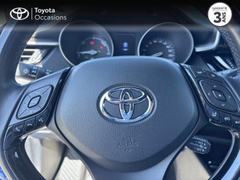 Photo 13 du bon plan TOYOTA C-HR 122h Graphic 2WD E-CVT RC18 occasion à 18990 €