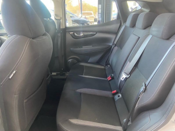 Photo 12 du bon plan NISSAN Qashqai 1.3 DIG-T 140ch N-Connecta 2019 occasion à 16390 €