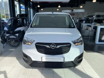 Photo 2 du bon plan OPEL Combo Cargo VUL M 650kg BlueHDi 100ch S&S occasion à 19490 €