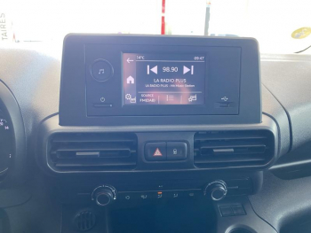 Photo 10 du bon plan OPEL Combo Cargo VUL M 650kg BlueHDi 100ch S&S occasion à 19490 €