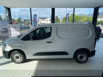 Photo 17 du bon plan OPEL Combo Cargo VUL M 650kg BlueHDi 100ch S&S occasion à 19490 €