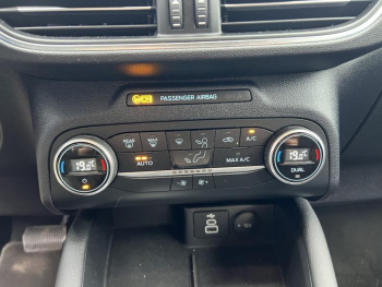 Photo 17 du bon plan FORD Kuga 2.5 Duratec 190ch FHEV E85 Titanium BVA occasion à 28880 €