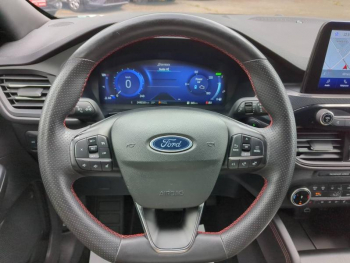 Photo 12 du bon plan FORD Kuga 2.5 Duratec 190ch FHEV E85 ST-Line X BVA occasion à 32000 €