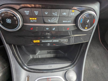 Photo 19 du bon plan FORD Puma 1.5 EcoBoost 200ch S&S ST occasion à 34670 €