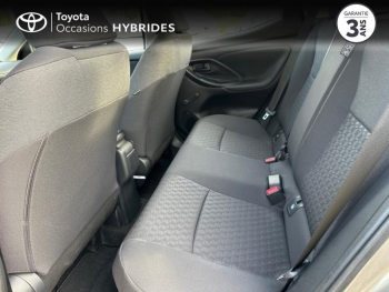 Photo 16 du bon plan TOYOTA Yaris 116h Dynamic Business 5p + Programme Beyond Zero Academy MY22 occasion à 19790 €