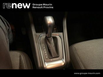 Photo 16 du bon plan RENAULT Captur 1.6 E-Tech hybride rechargeable 160ch Business -21 occasion à 18990 €