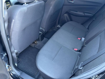 Photo 16 du bon plan SUZUKI Swift 1.2 Dualjet Hybrid 83ch Pack occasion à 14990 €