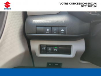 Photo 15 du bon plan SUZUKI Swift 1.2 Hybrid 83ch PrivilÃ¨ge occasion à 18990 €
