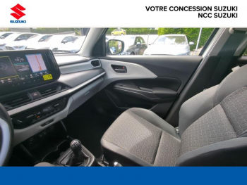 Photo 26 du bon plan SUZUKI Swift 1.2 Hybrid 83ch PrivilÃ¨ge occasion à 18990 €