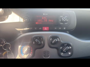 Photo 3 du bon plan FIAT Panda 4x4 0.9 8v TwinAir 85ch S&S 4x4  Euro6D occasion à 15290 €