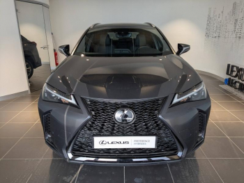 Photo 2 du bon plan LEXUS UX 250h F SPORT Design 2WD occasion à 29900 €