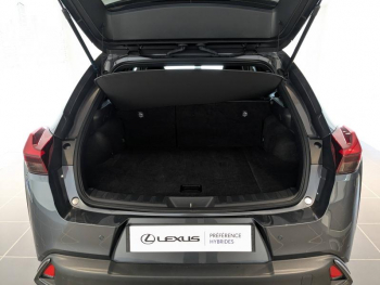 Photo 11 du bon plan LEXUS UX 250h F SPORT Design 2WD occasion à 29900 €