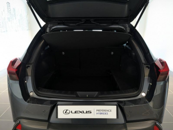 Photo 12 du bon plan LEXUS UX 250h F SPORT Design 2WD occasion à 29900 €