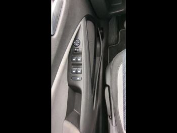 Photo 23 du bon plan OPEL Crossland X 1.2 Turbo 110ch Design 120 ans Euro 6d-T occasion à 11890 €