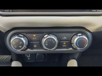 Photo 19 du bon plan NISSAN Micra 1.0 IG-T 92ch Made in France Xtronic 2021.5 occasion à 16990 €