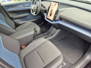 Photo 17 du bon plan VOLVO EX30 Single Extended Range 272ch Ultra occasion à 35890 €
