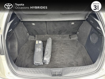 Photo 10 du bon plan TOYOTA C-HR 122h Graphic 2WD E-CVT RC18 occasion à 17280 €