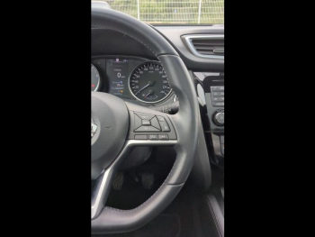 Photo 22 du bon plan NISSAN Qashqai 1.2 DIG-T 115ch Tekna occasion à 15790 €