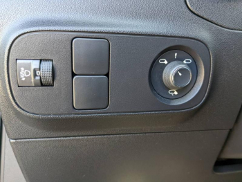 Photo 18 du bon plan CITROEN C3 1.2 PureTech 83ch S&S Feel Pack occasion à 9890 €