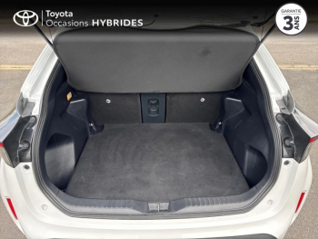 Photo 10 du bon plan TOYOTA Yaris Cross 116h Design AWD-i MY22 occasion à 24980 €